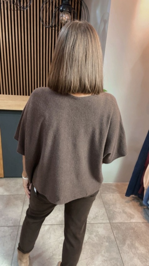 Sweter dzianinowy oversize E-WOMAN - Czekolada