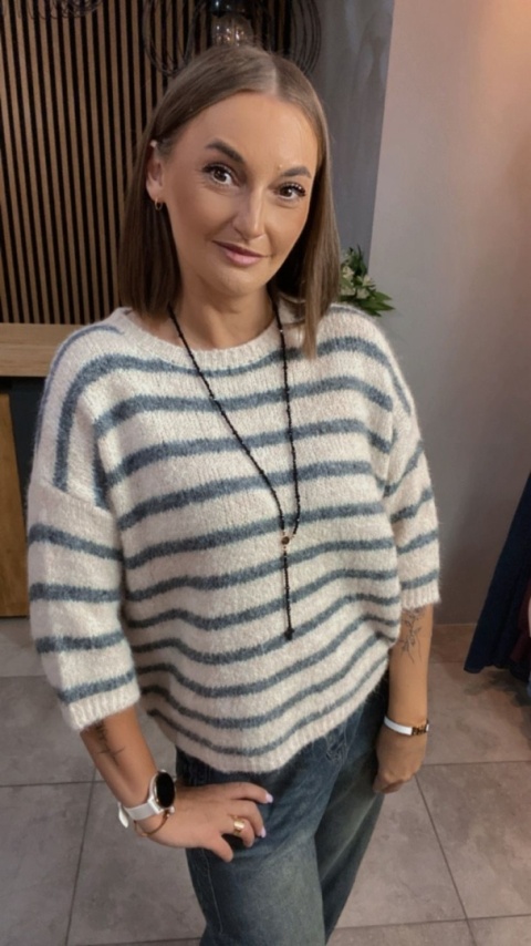 Sweter w paski Szary
